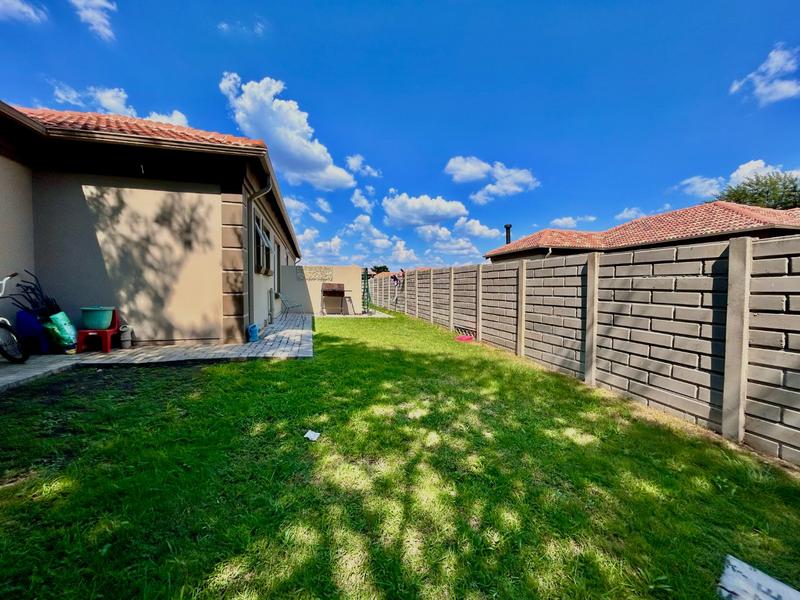 3 Bedroom Property for Sale in Ngwenya River Estate North West